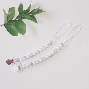 Alternating Marble Silicone Pacifier Clip